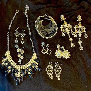 Beautiful pageant jewelry in black and rhinestone.  Bundles.